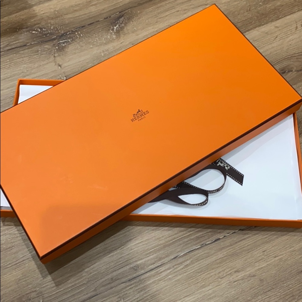Hermes empty box 14.5 x 7.5 x 1